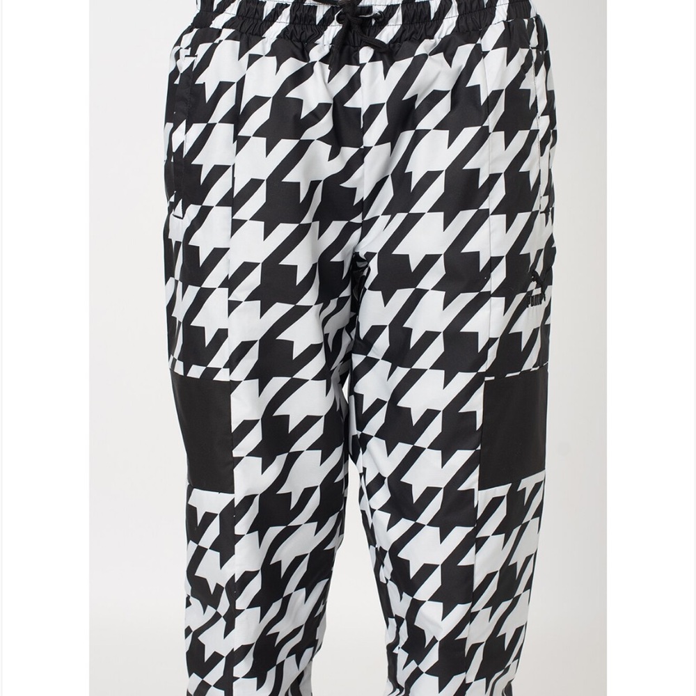 NEW PUMA Stylish Black and White Houndstooth Athletic Windbreaker Joggers - Picture 2 of 16